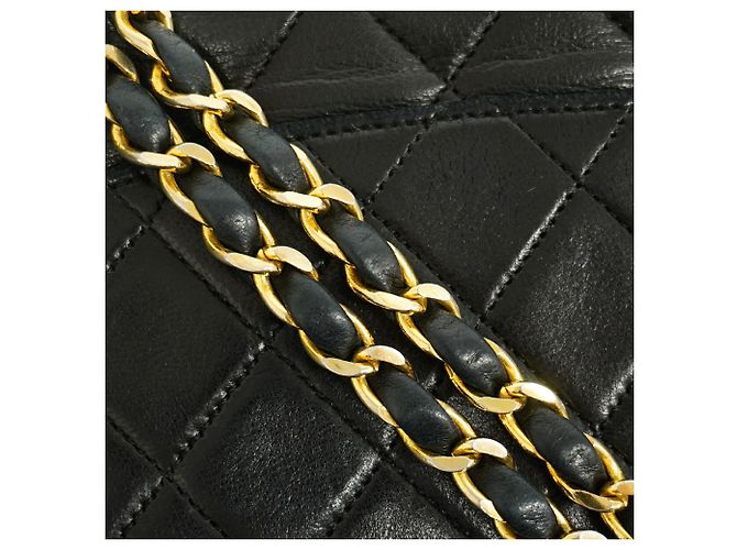 Borsa a tracolla Chanel Matelassé Nero - vista 8