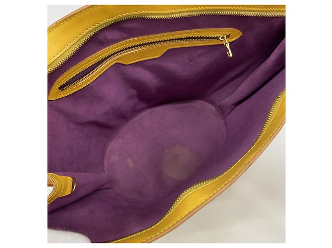 Borsa a tracolla Louis Vuitton Epi Saint Jacques Giallo - vista 4