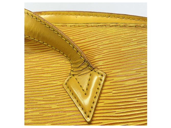 Borsa a tracolla Louis Vuitton Epi Saint Jacques Giallo - vista 9