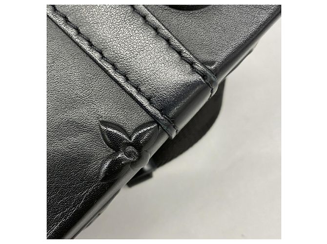 Borsa Sling Louis Vuitton Monogram Seal Trunk Nero - vista 9