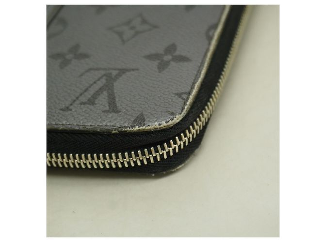 Louis Vuitton Taigarama Zippy Wallet Silvery - view 6
