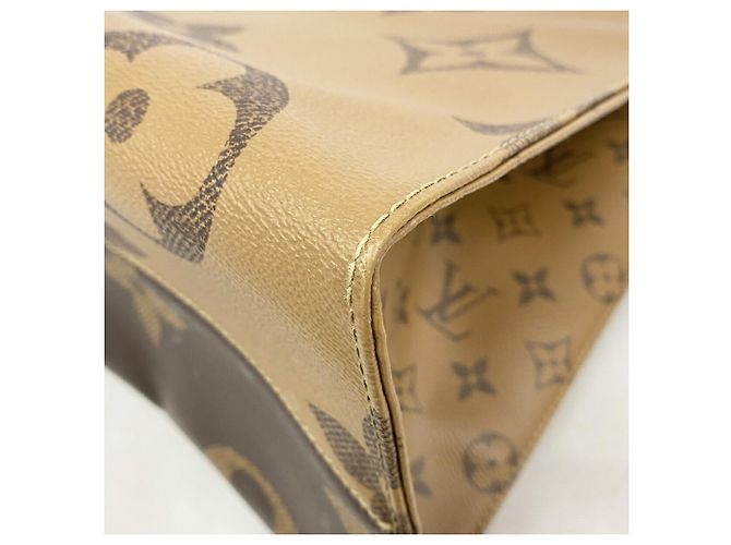 Louis Vuitton Monogram Giant Reverse OnTheGo GM Tote Bag Braun - Ansicht 6