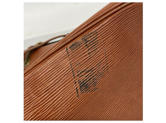 Noe Borsa a tracolla Louis Vuitton Epi Petit Noé Marrone - vista 11