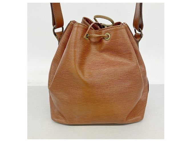 Noe Borsa a tracolla Louis Vuitton Epi Petit Noé Marrone - vista 12