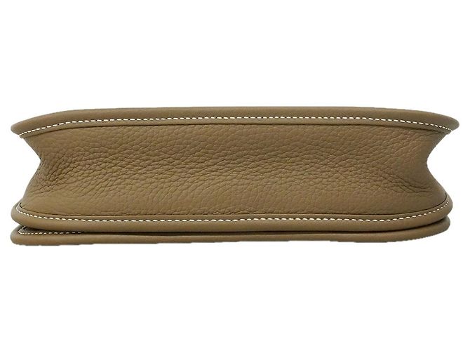 Hermès Hermes Evelyne 23 Shoulder Bag Brown - view 3