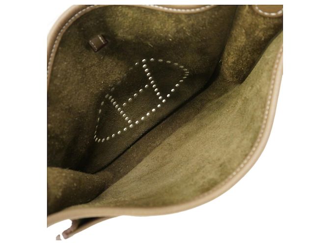 Hermès Hermes Evelyne 23 Shoulder Bag Brown - view 4