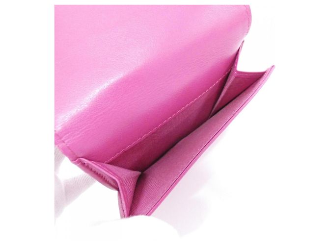 Cartera tri-fold Chanel 70614 de piel de cordero rosa - vista 7