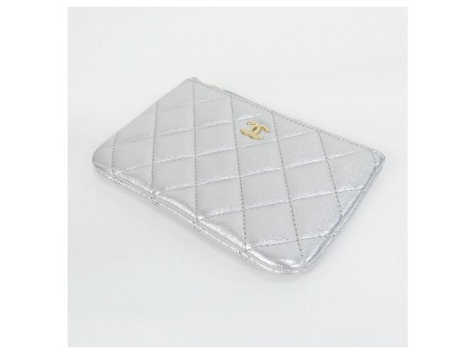 Chanel Timeless Classic Line AP4020 Handtasche Pouch Silber - Ansicht 3