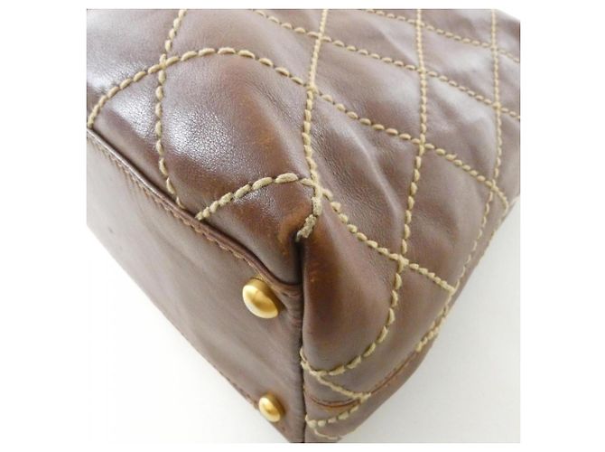 Bolsa de Ombro Chanel Wild Stitch Line Marrom - vista 3