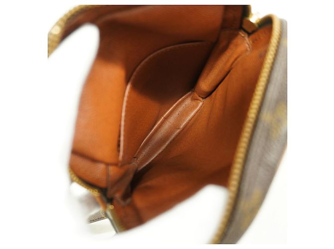 Bolsa de Ombro Louis Vuitton Monogram Danube Marrom - vista 4