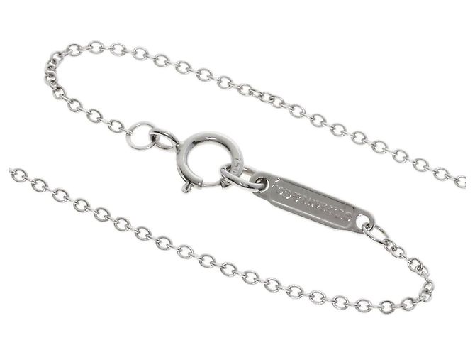 Autre Marque Collana Tiffany & Co. Open Atlas Medallion con diamanti in oro bianco 18K - vista 3