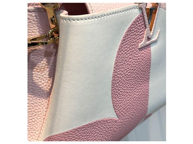 Borsa Louis Vuitton Capucines BB in rosa e bianco - vista 9