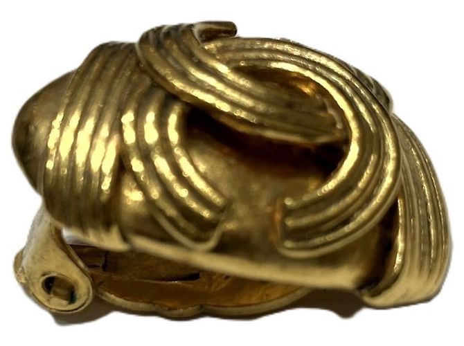 Orecchini a clip Chanel in lega dorata D'oro - vista 2