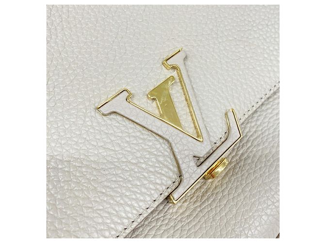 Bolso Louis Vuitton Taurillon Volta - vista 10