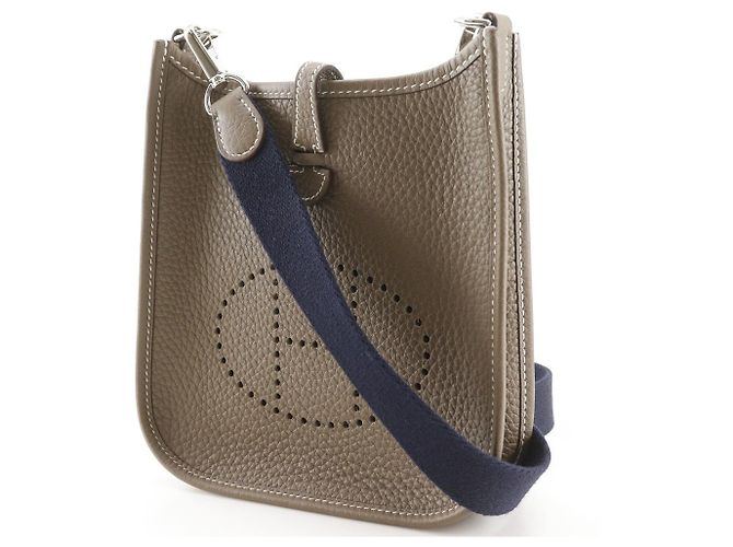 Hermès Borsa Hermes Evelyne Gen III Clemence TPM Marrone - vista 3