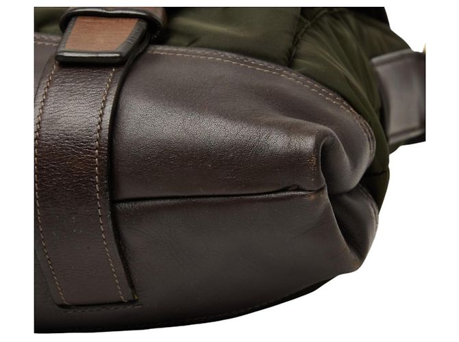 Bolsa Messenger Prada em nylon cáqui e couro Caqui - vista 4