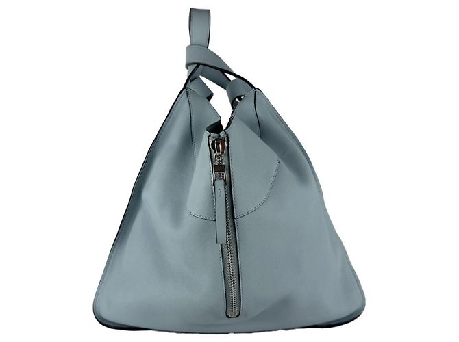 Bolsa de mão Loewe Hammock Medium em couro Azul claro - vista 2