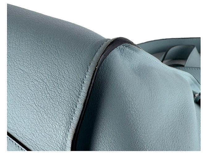 Bolsa de mão Loewe Hammock Medium em couro Azul claro - vista 7