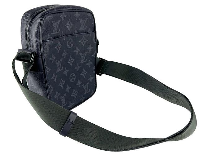 Vivienne Bolsa de Ombro Louis Vuitton Monogram Eclipse Marrom Preto Caqui Monograma - vista 9