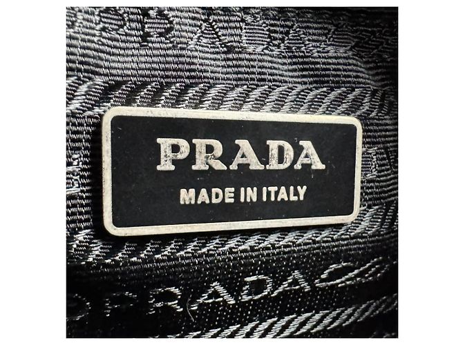 Prada Nylon Schultertasche Schwarz - Ansicht 12
