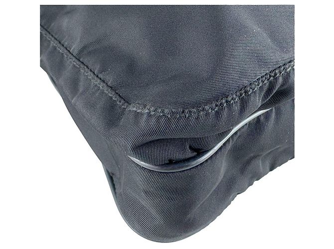 Prada Nylon Schultertasche Schwarz - Ansicht 7