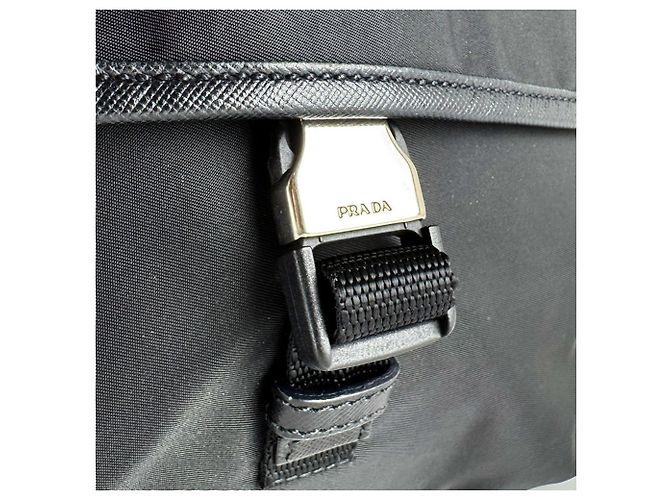 Prada Nylon Schultertasche Schwarz - Ansicht 9