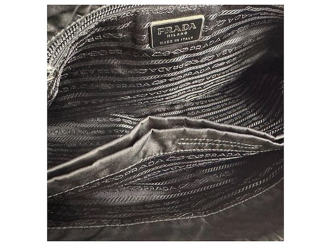 Tote Prada Shopper-Tasche aus schwarzem Nylon und Kunststoff - Ansicht 11