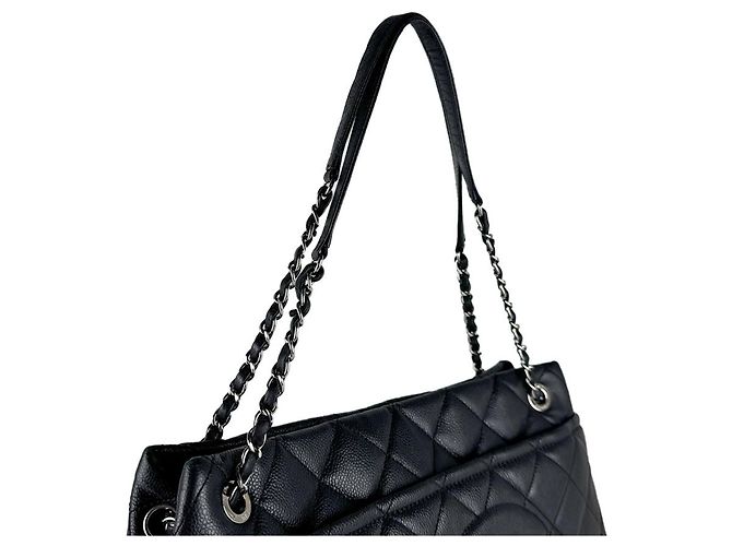 Timeless Borsa a tracolla Chanel in vitello martellato nero - vista 9
