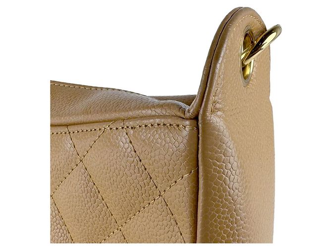 Borsa a tracolla Chanel in vitello martellato beige - vista 5