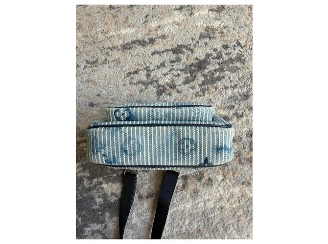 Louis Vuitton Pochette Monogram Denim Blanc Bleu - vue 13