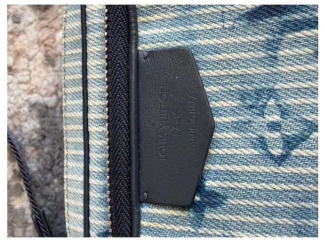Louis Vuitton Pochette Monogram Denim Blanc Bleu - vue 6