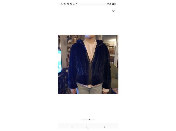 Autre Marque Schwarze Strick-Nerzjacke mit Kapuze - Ansicht 6