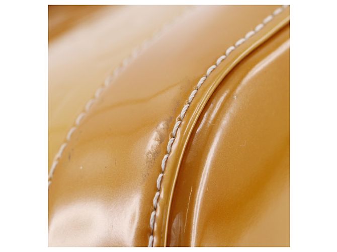 Borsa Louis Vuitton Alma GM in giallo - vista 4