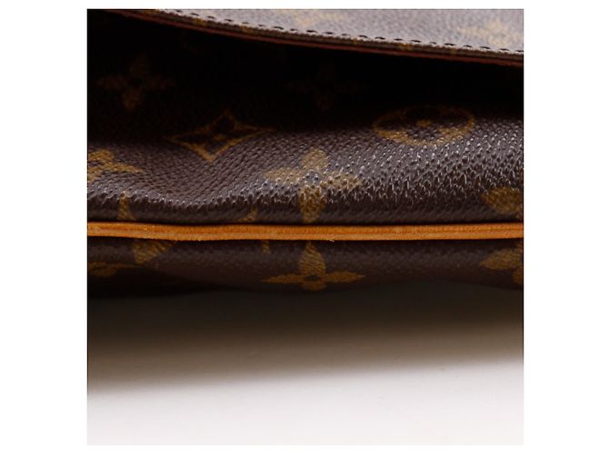 Borsa a tracolla Louis Vuitton Musette M51256 Marrone - vista 8