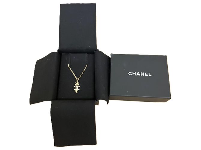 Collar de perlas sintéticas Chanel Flower Coco - vista 10