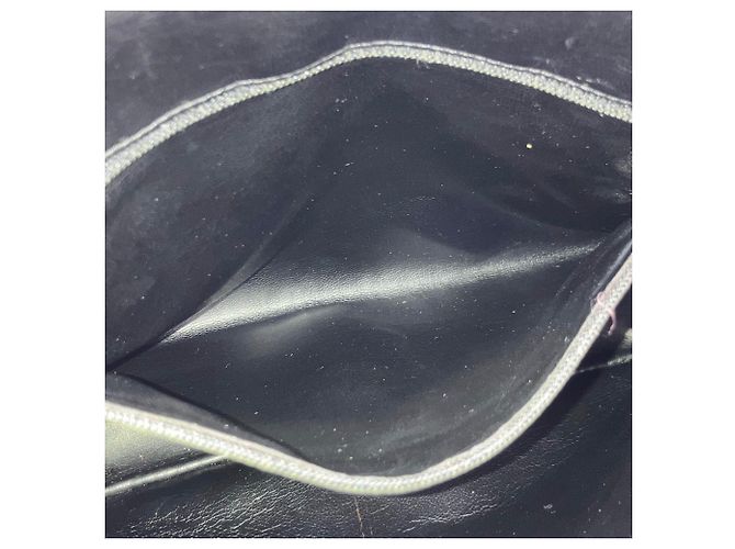 Borsa a tracolla Chanel in pelle d'agnello matelassé trapezoidale con ciondolo a placca Nero - vista 12