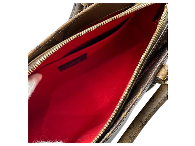 Bolso Louis Vuitton OnTheGo EW Monogram Castaño - vista 7