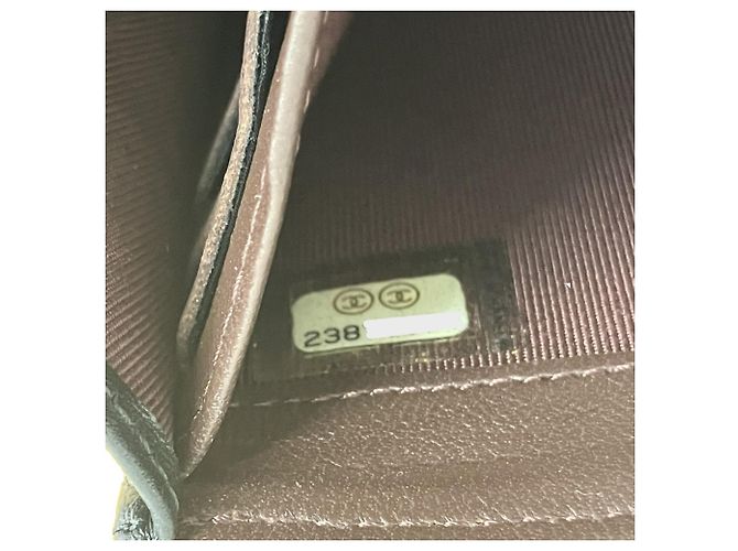 Cartera larga Chanel Matelassé de piel de cordero Negro - vista 9