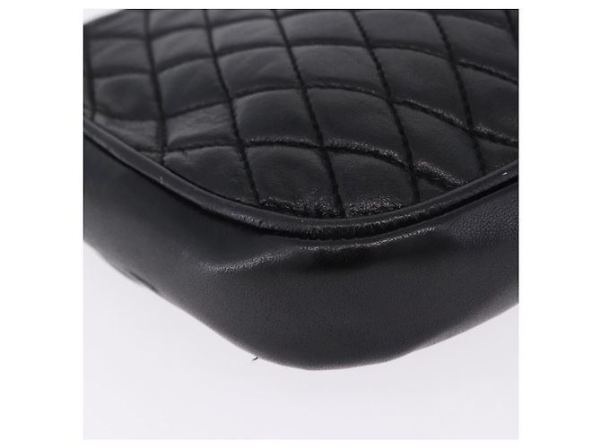 Bolsa de Ombro com Corrente BALLY em Couro Preto e Dourado Auth 201246 - vista 12