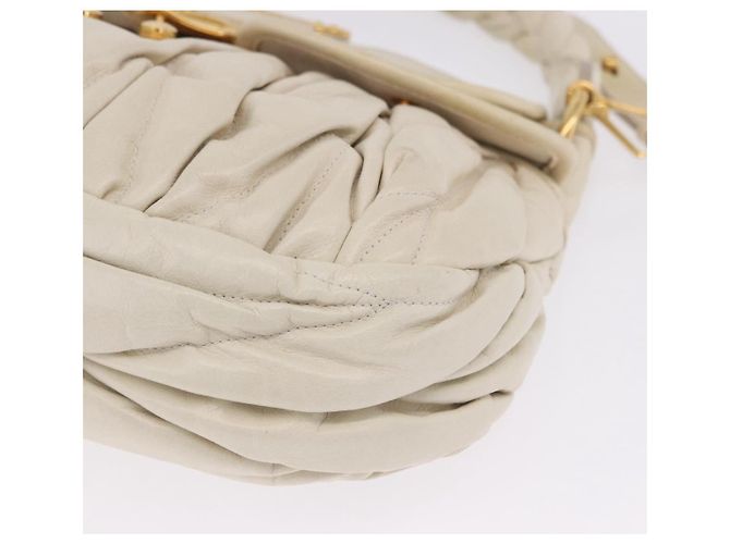 Borsa a tracolla Miu Miu Matelassé in pelle 2way White Gold Auth 202953V Bianco D'oro - vista 17