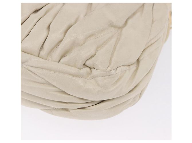 Borsa a tracolla Miu Miu Matelassé in pelle 2way White Gold Auth 202953V Bianco D'oro - vista 19