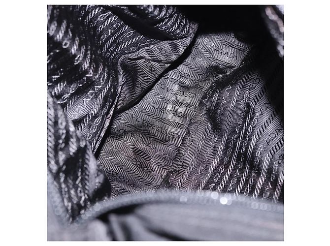 Bolsa de Ombro PRADA Nylon Black Silver Auth 197698A Preto Prata - vista 21