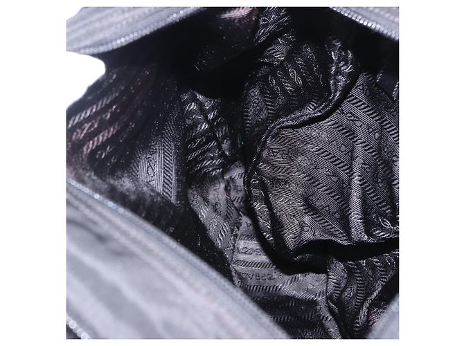 Bolsa de Ombro PRADA Nylon Black Silver Auth 197698A Preto Prata - vista 23