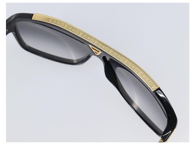 Occhiali da sole LOUIS VUITTON plastica Black Z0350W LV Auth BA15686M Nero - vista 19