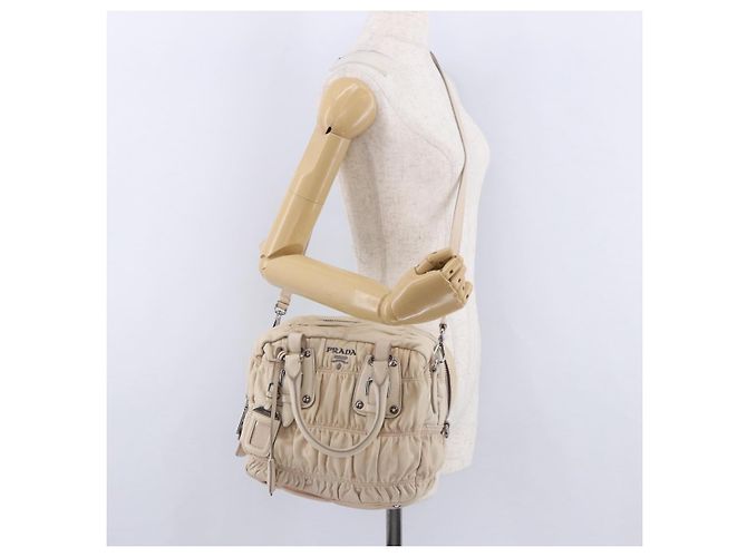 PRADA Gathered Handtasche aus Leder 2way Ivory Silver Auth 203005V Silber Roh - Ansicht 28