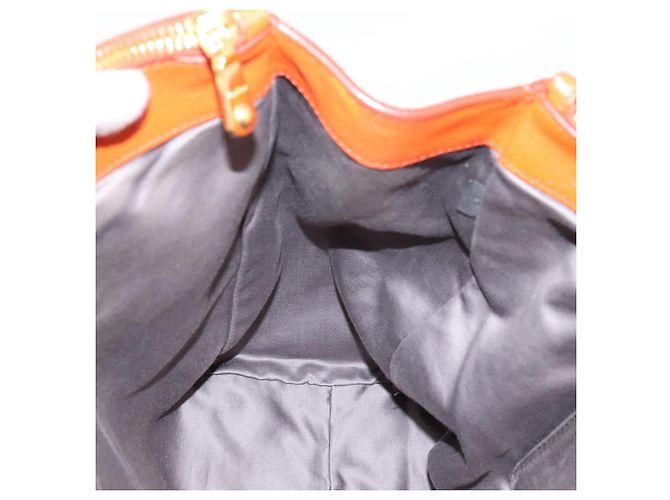 Borsa Miu Miu Vitellolux in pelle 2way Orange Gold Auth 197285V D'oro Arancione - vista 21