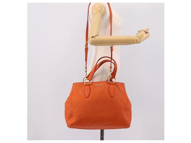 Borsa Miu Miu Vitellolux in pelle 2way Orange Gold Auth 197285V D'oro Arancione - vista 28