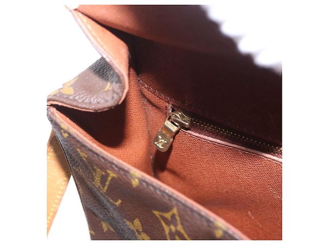 LOUIS VUITTON Monogram Saint Cloud GM Shoulder Bag M51242 LV Auth 200559 Monogramma - vista 26