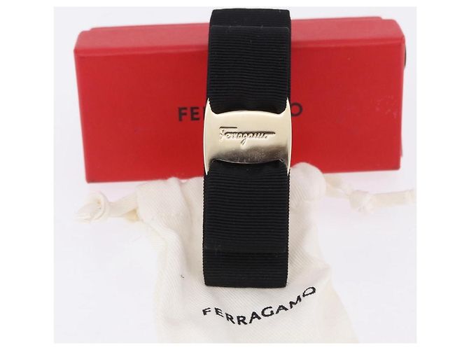 Fermi capelli Salvatore Ferragamo Vala Valletta Canvas Black Gold Auth SW2863V Nero D'oro - vista 9