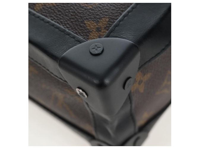LOUIS VUITTON Solar Powered Ray Soft Trunk Shoulder Bag M44427 LV Auth 203303M Monogramma - vista 19